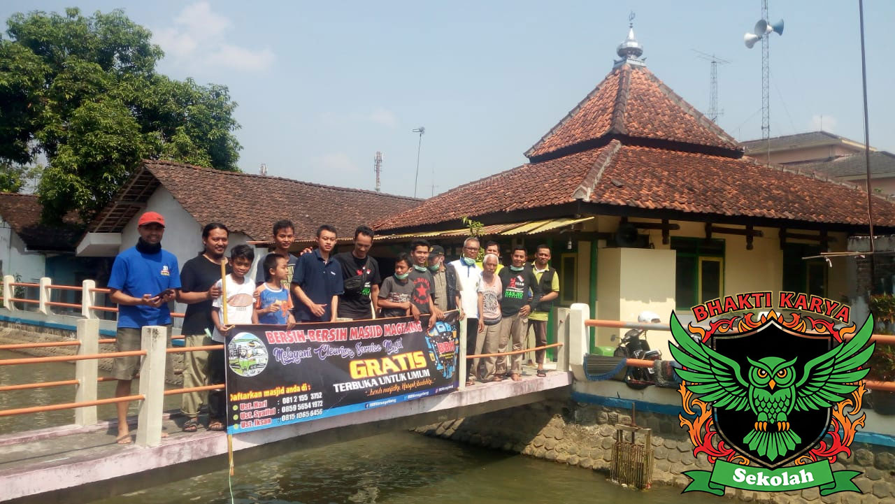 Peran Guru dalam Mengimplementasikan Bhakti Karya